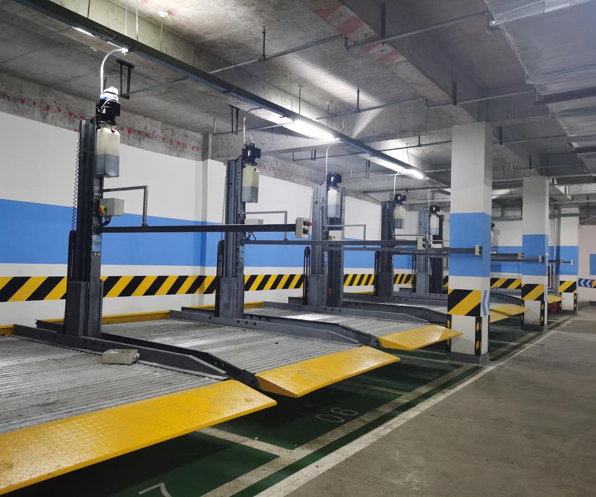 富源小區(qū)兩柱簡易升降機械停車